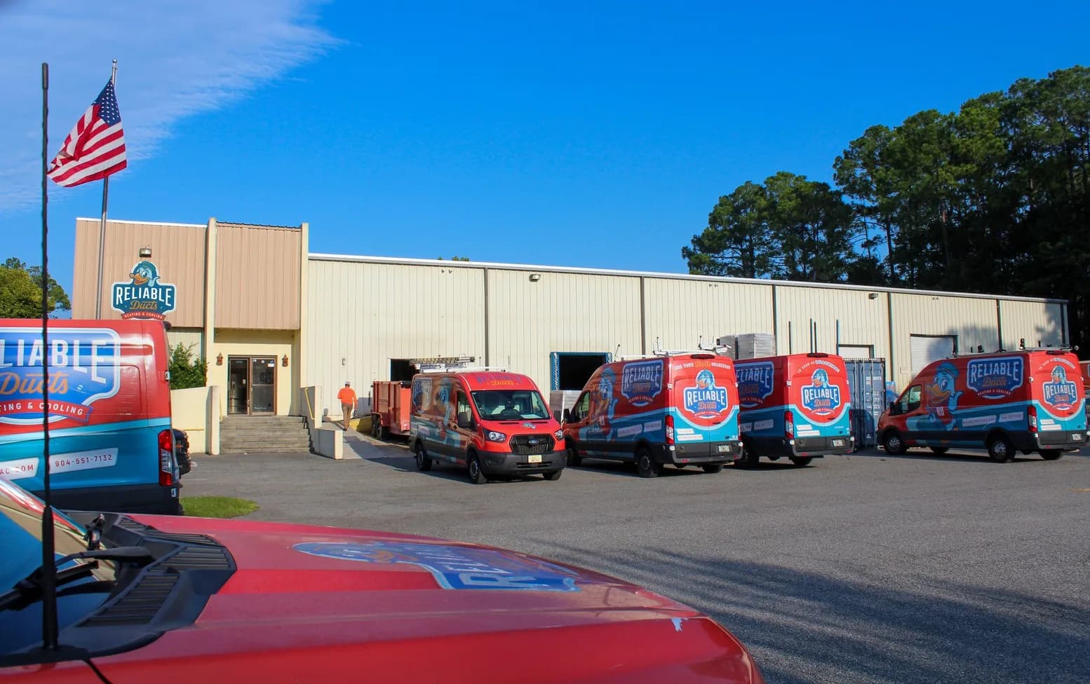Reliable Ducts warehouse and service fleet in Jacksonville